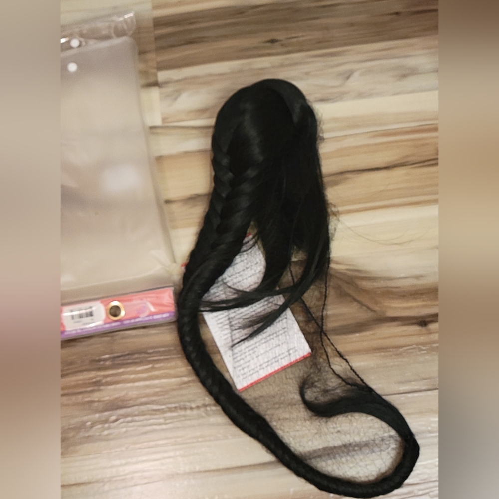 NWT Bang & Fishtail Braid Drawstring - Picture 4 of 7